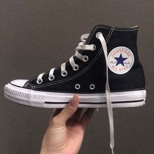 Black High Top Converse 💗